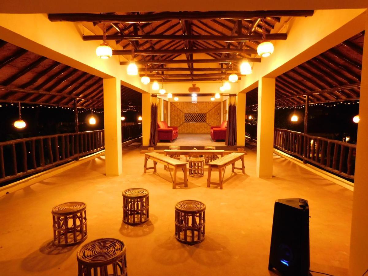 Отель Gram Bangla Retreat Калькутта Экстерьер фото