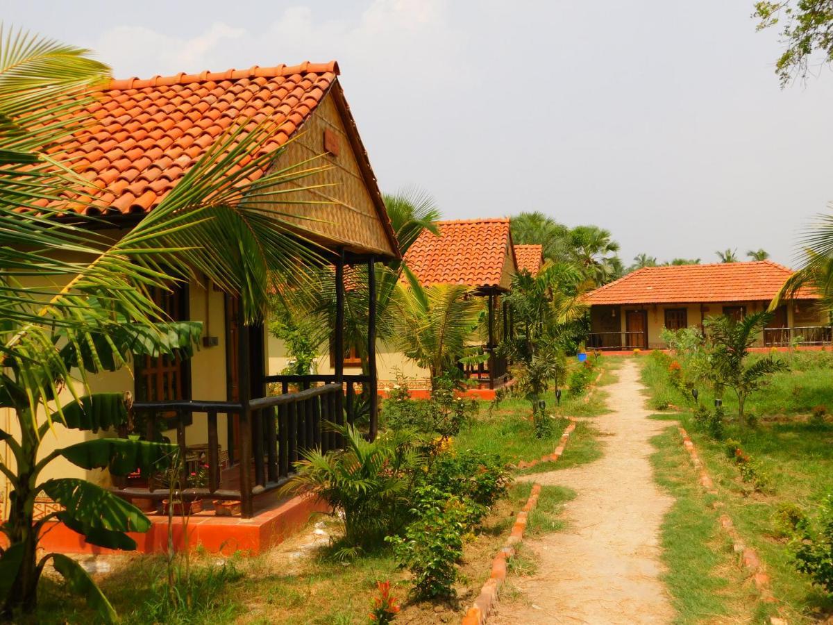 Отель Gram Bangla Retreat Калькутта Экстерьер фото