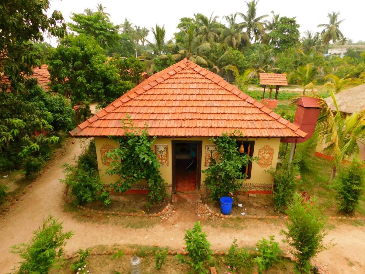 Отель Gram Bangla Retreat Калькутта Экстерьер фото