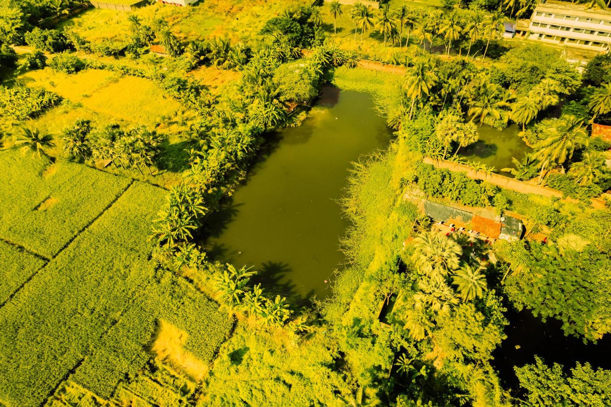 Отель Gram Bangla Retreat Калькутта Экстерьер фото