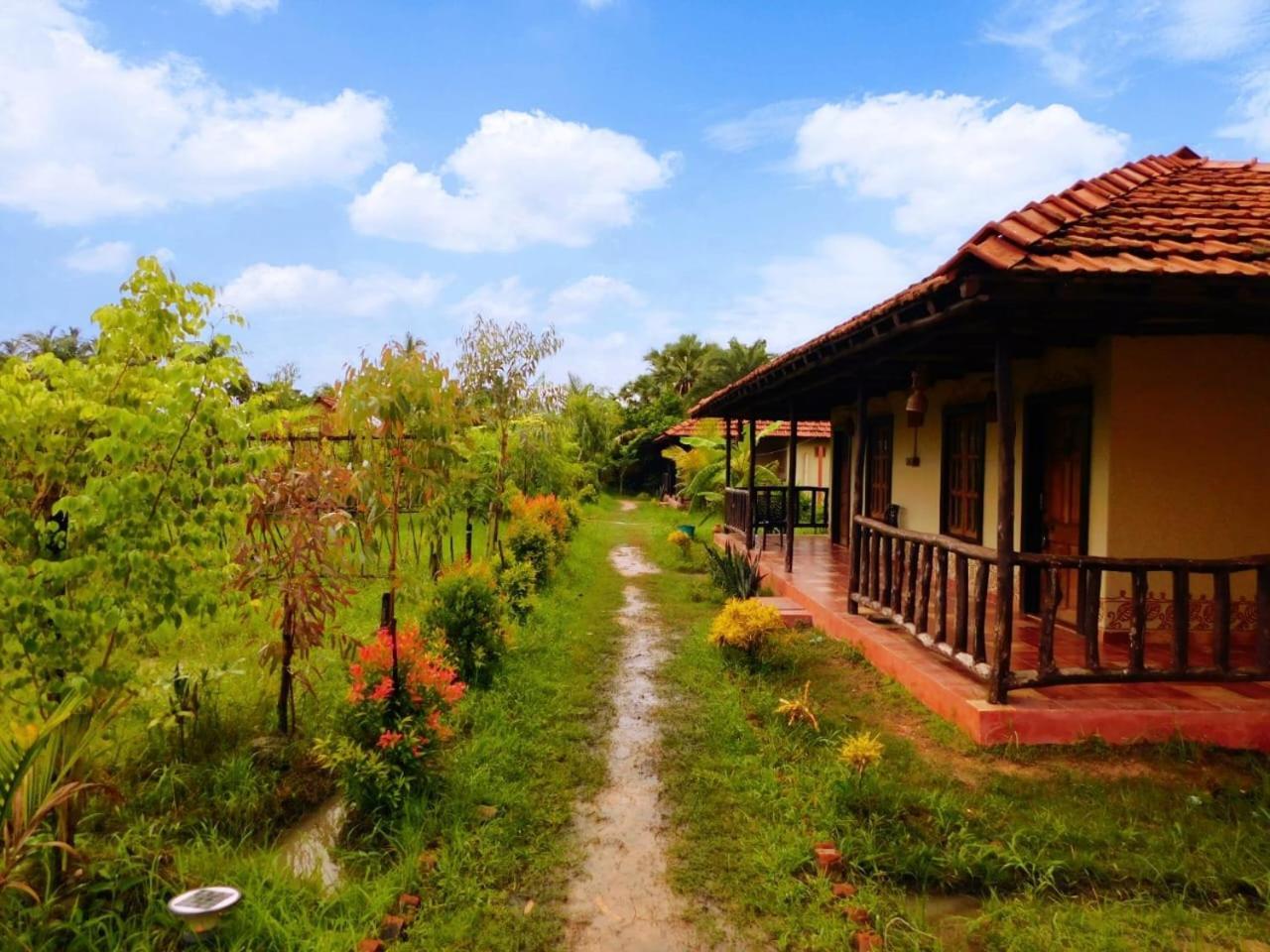Отель Gram Bangla Retreat Калькутта Экстерьер фото